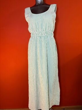 Gilli Poppy Green Seersucker Striped Maxi Dress